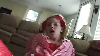 زوج امي يداعبني وينيكني