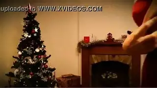 اغراء بملابس ضيقه