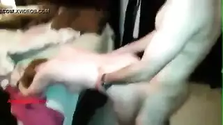 الزوج ينيك مراته وهو نام على السرير ويسمعون سكسoh9zydbg4ld0