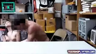ظابط ينيك خوات