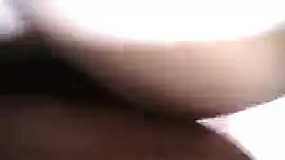 الأخوات المثليات في عرض ويب كاميرا كلابي قاسي