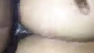 زوجة الأب تهيمن على المراهق بالحزام والجلد المثير