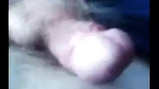 يقذف داخل مهبل اختي
