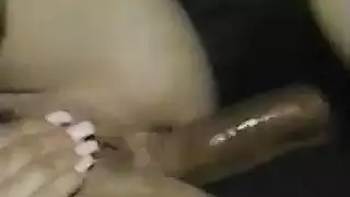 بلع السائل المنوي: نيك حلق عذراوي