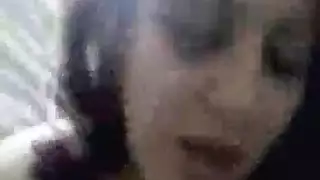 كحبة عراقية تفتح غشائها