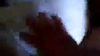 شغف الديك في سن المراهقة المعذبة لامتصاص جارتها