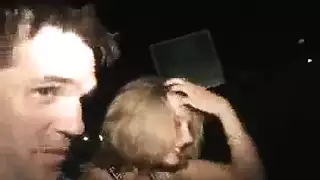بنات مع بعض تنزل نشوته