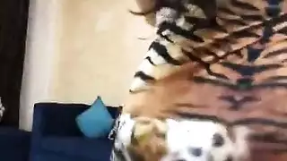 يهدي أمة طقم داخلي