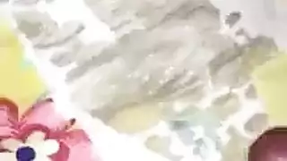 بورنو في حوض الاستحمام مع آسيوية جميلة إنهاء بالقذف الداخلي