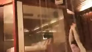 الفتاة الألمانية سابينا تمارس الجنس العنيف بعد علاقة عابرة