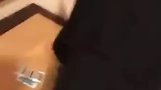 جمال عربية محجبة: صفعة وضربة من الخلف