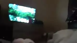 استسلام الزوجه لابنه