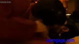 عاهرة ناضجة تمارس الجنس في كشك مع أوروبي غريب