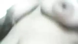 العمة الممحونة تنتاك من طيزها