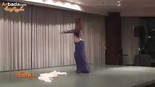 شقي مسابقة أربعة بالإصبع