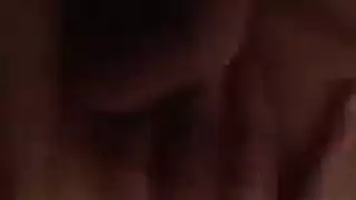 فرنسي يقذف في كس فتاة عربية بعد أن يمتعها بالنيك