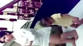 خادمه تسرق بيتي