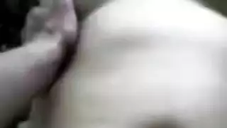 إباحية مجانية: ثنائي رومانسي يتحرر