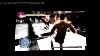 أصلع يخدم عاهرتين بقضيب ضخم وينهي بالقذف الداخلي