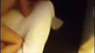 مشهد دياثة إباحي: الزوج الخاضع يشاهد زوجته تُدمر