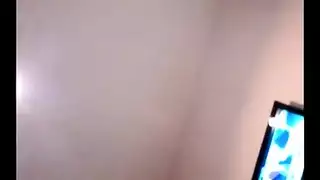 الزوجة البرية تدفع لرجلين لهذا المساء