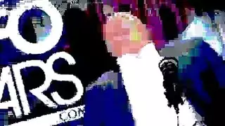 حار الفرخ السادسة الحمار بعد اللحس.