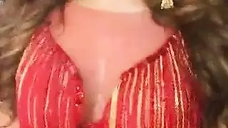 فتاة هندية تمارس الجنس أمام النار في منتصف النهار