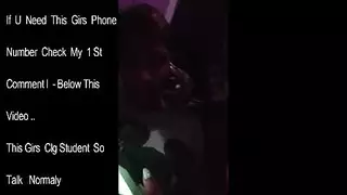 فتاة جامعية حقيقية في ملابس داخلية مثيرة مارس الجنس وشاعر المليون في الحمام