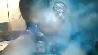 الاصطواد تهب ولمس ويتبول في الأماكن العامة