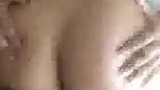 شارلوت ستوكلي والرجل الذي قابلته للتو يمارس الجنس مع اثنين من الحيوانات البرية حتى نائب الرئيس لهم جميعا