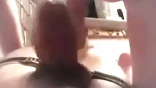 زوجتي تعطي لها و