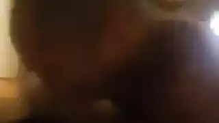 مدلكة الفرنسية الحلوة في جوارب تفعل العميل