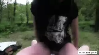 يتم خداعها في مص الديك