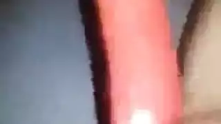 شقراء قرنية يضع لداعر المتشددين