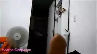 ملء ثقب اللعنة لطيفة مع البلاستيك الصلب الصخري هو الشيء الأكثر ودية هذه المرأة تريد.